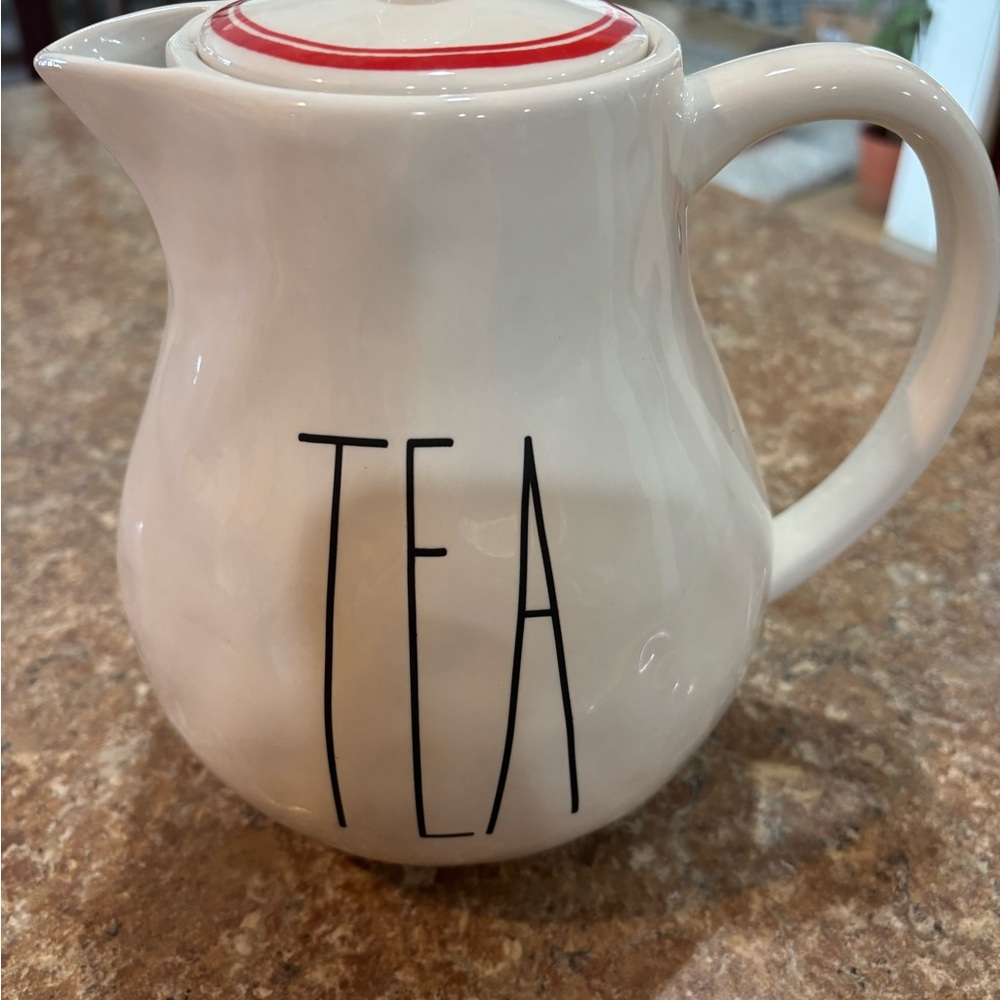 VHTF retired By magenta Red line Tea Pot from the Artisan line by Rae dunn